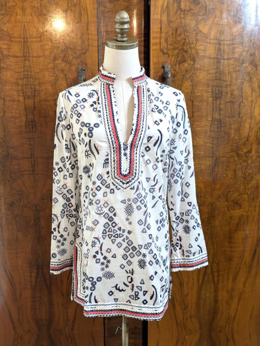 Tory Burch Sequin Embroidered Evil Eye Tunic Top 4 Split V-Neck Boho White Blue